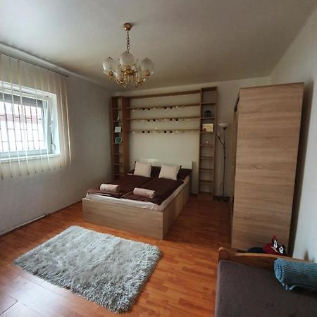 Orchidea Apartman Apartment Debrecen Luaran gambar